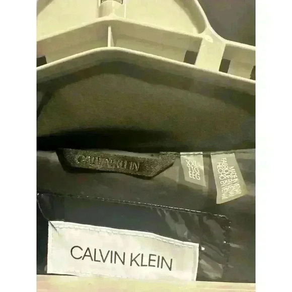 $325 Calvin Klein Black Supershine Down Blend Full Zip Puffer Jacket. Size: XXL - Picture 4 of 9